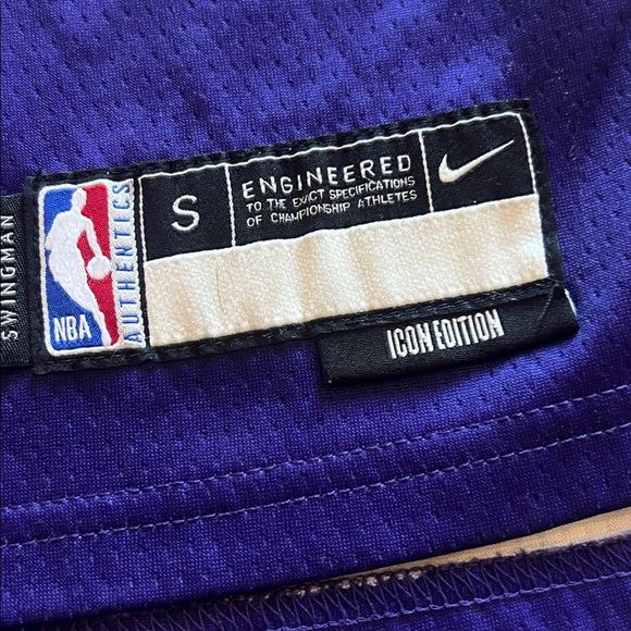 NBA Suns kids Devin Booker size small Nike dry fit jersey - Picture 3 of 7